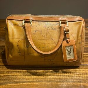Boston Style Classe Hand Bag